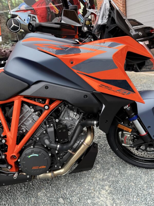 Promo KTM Superduke 1290 GT GEECOBIKES promo-ktm-superduke-1290-gt-geecobikes